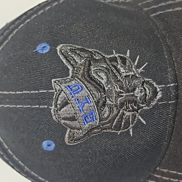 Zephyr | NWT Men's Fit Black Elements Stretch BYU Baseball Cap Sz S - Picture 2 of 10